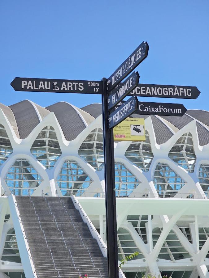 Apartamentos Las Ciencias U Valencie Exteriér fotografie